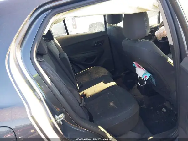 3GNCJKSB6GL175989 2016 CHEVROLET TRAX - Image 8