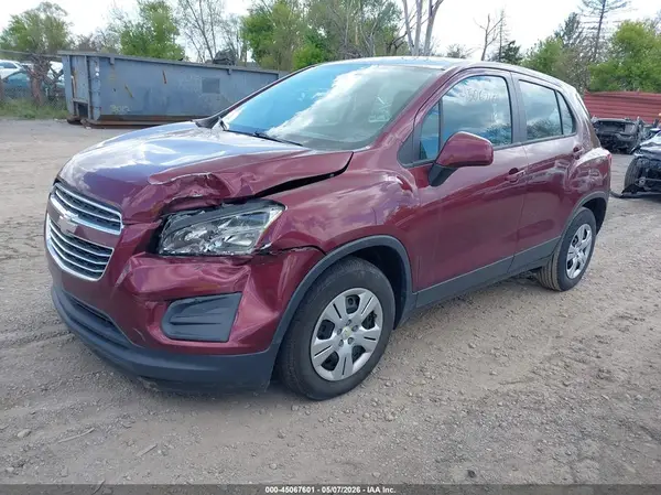 3GNCJKSB6GL217061 2016 CHEVROLET TRAX - Image 2