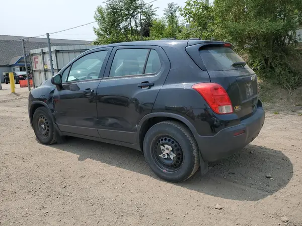 3GNCJKSB6GL223572 2016 CHEVROLET TRAX - Image 2