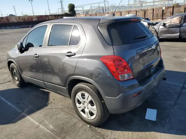 3GNCJKSB6GL247502 2016 CHEVROLET TRAX - Image 2