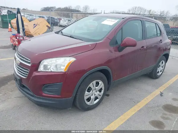 3GNCJKSB6GL249881 2016 CHEVROLET TRAX - Image 2