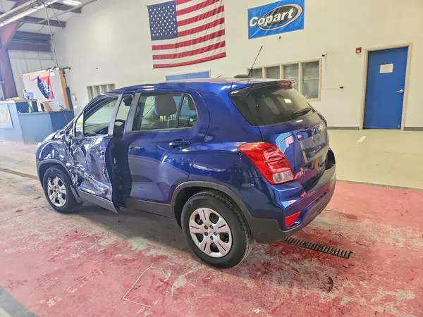 3GNCJKSB6HL147515 2017 CHEVROLET TRAX - Image 2