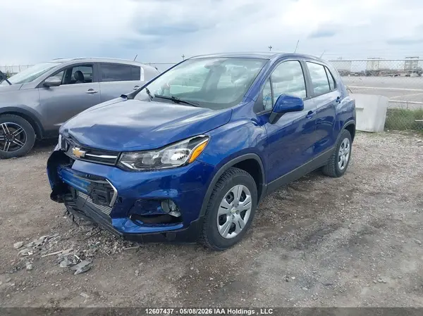 3GNCJKSB6HL152133 2017 CHEVROLET TRAX - Image 2