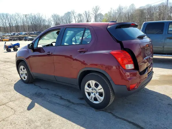 3GNCJKSB6HL186413 2017 CHEVROLET TRAX - Image 2