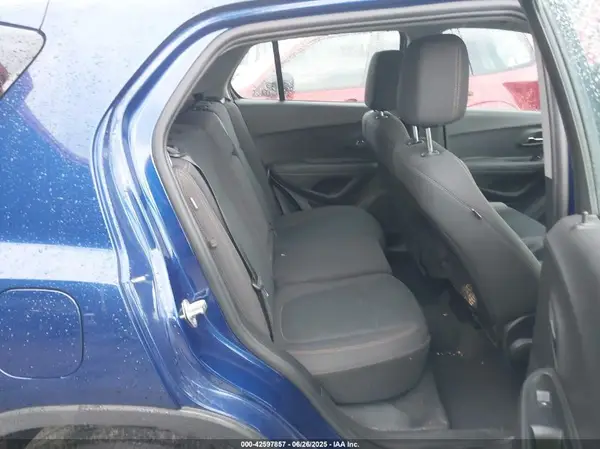 3GNCJKSB6HL186542 2017 CHEVROLET TRAX - Image 8