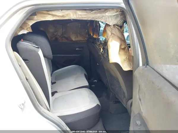 3GNCJKSB6HL187299 2017 CHEVROLET TRAX - Image 8