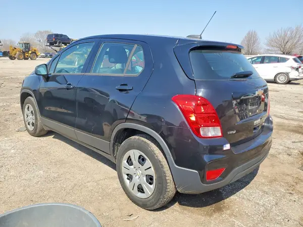 3GNCJKSB6HL201248 2017 CHEVROLET TRAX - Image 2