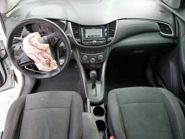 3GNCJKSB6HL229373 2017 CHEVROLET TRAX - Image 8