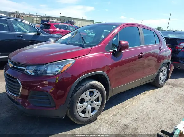3GNCJKSB6HL266942 2017 CHEVROLET TRAX - Image 2