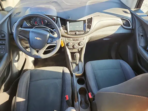 3GNCJKSB6HL276337 2017 CHEVROLET TRAX - Image 8