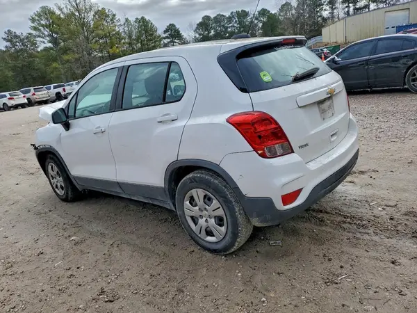 3GNCJKSB6HL286785 2017 CHEVROLET TRAX - Image 2