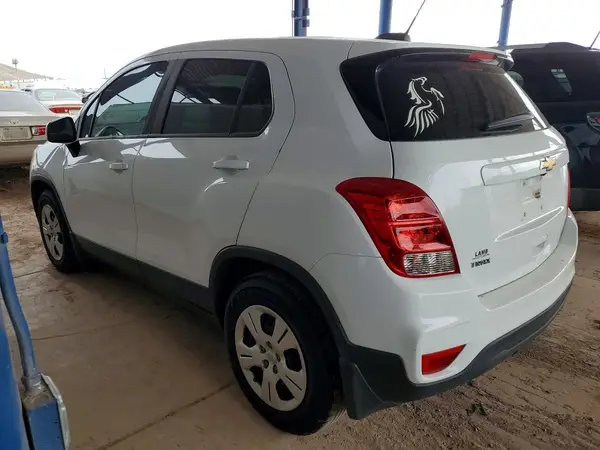 3GNCJKSB6HL287192 2017 CHEVROLET TRAX - Image 2