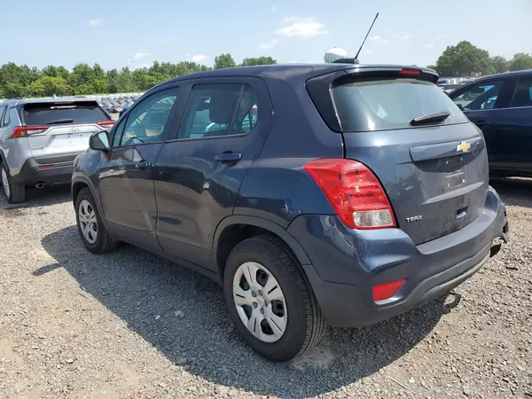 3GNCJKSB6JL151537 2018 CHEVROLET TRAX - Image 2