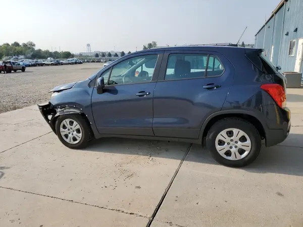 3GNCJKSB6JL157936 2018 CHEVROLET TRAX - Image 2