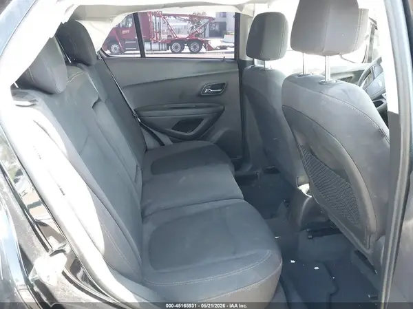 3GNCJKSB6JL170668 2018 CHEVROLET TRAX - Image 8