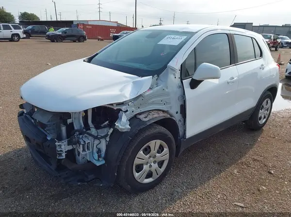 3GNCJKSB6JL191469 2018 CHEVROLET TRAX - Image 2