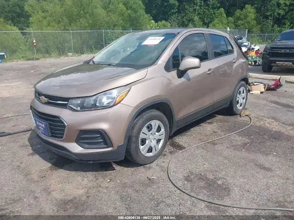 3GNCJKSB6JL308449 2018 CHEVROLET TRAX - Image 2