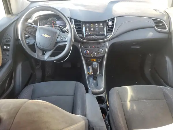 3GNCJKSB6JL330046 2018 CHEVROLET TRAX - Image 8