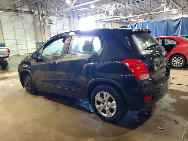 3GNCJKSB6JL347378 2018 CHEVROLET TRAX - Image 2