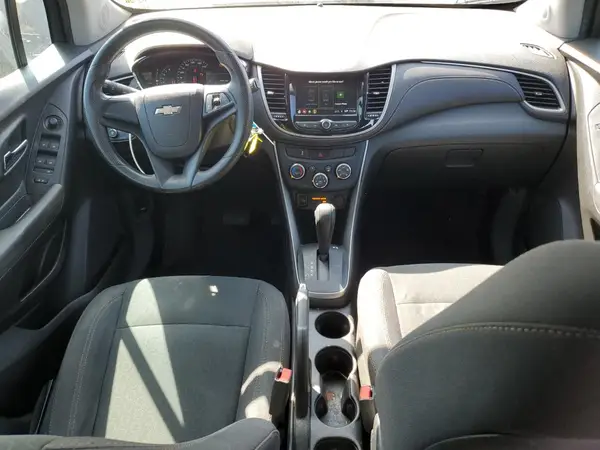 3GNCJKSB6JL416117 2018 CHEVROLET TRAX - Image 8