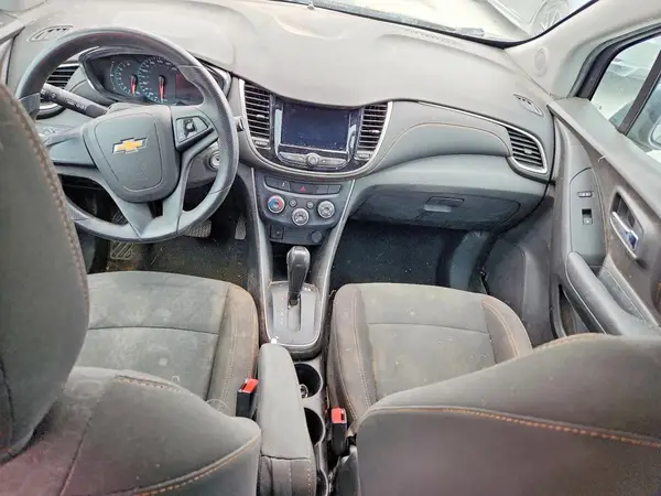3GNCJKSB6KL108141 2019 CHEVROLET TRAX - Image 8
