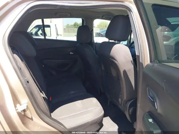 3GNCJKSB6KL113159 2019 CHEVROLET TRAX - Image 8