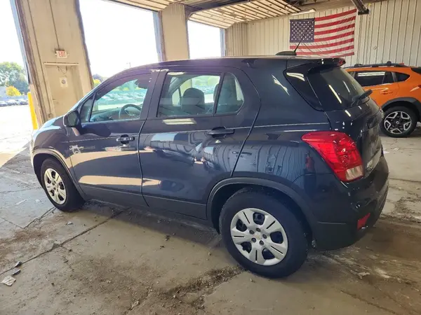 3GNCJKSB6KL149790 2019 CHEVROLET TRAX - Image 2