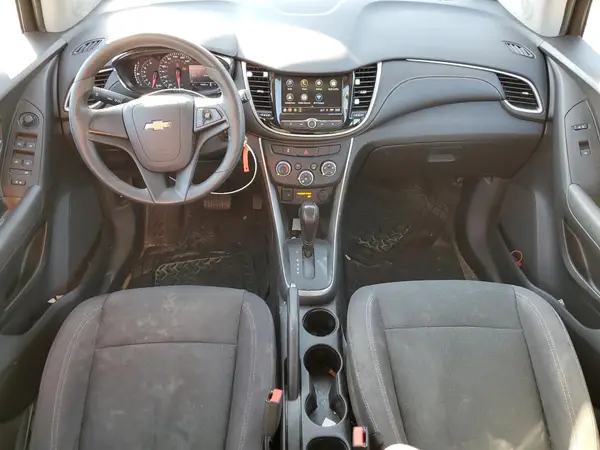 3GNCJKSB6KL153399 2019 CHEVROLET TRAX - Image 8