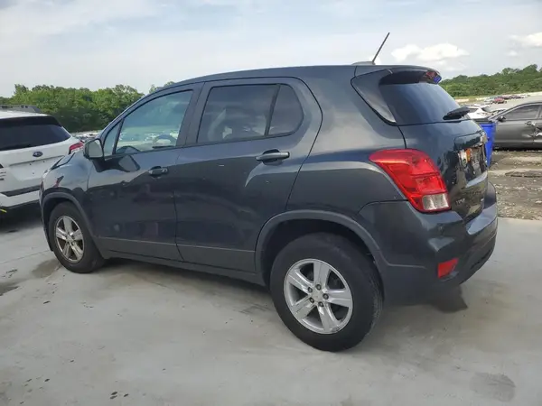 3GNCJKSB6KL214511 2019 CHEVROLET TRAX - Image 2