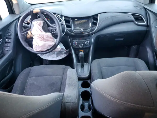 3GNCJKSB6KL223113 2019 CHEVROLET TRAX - Image 8