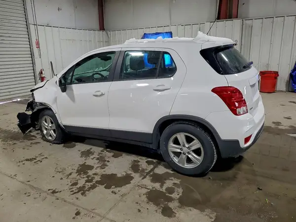 3GNCJKSB6KL224634 2019 CHEVROLET TRAX - Image 2
