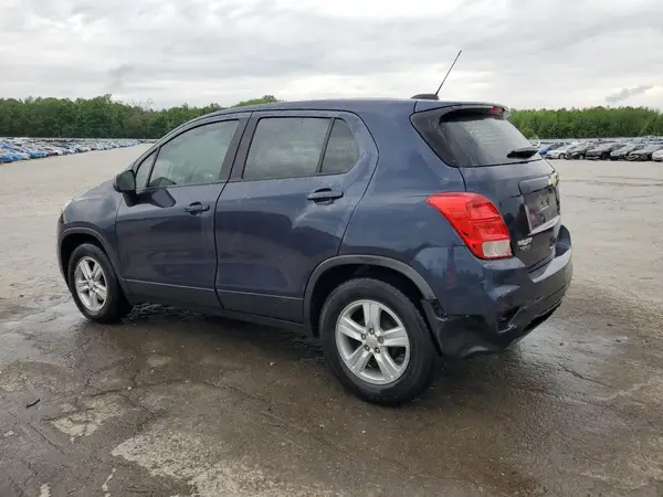 3GNCJKSB6KL270402 2019 CHEVROLET TRAX - Image 2
