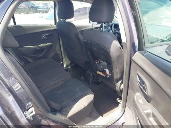 3GNCJKSB6KL297129 2019 CHEVROLET TRAX - Image 8