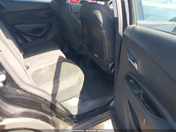 3GNCJKSB6KL312521 2019 CHEVROLET TRAX - Image 8