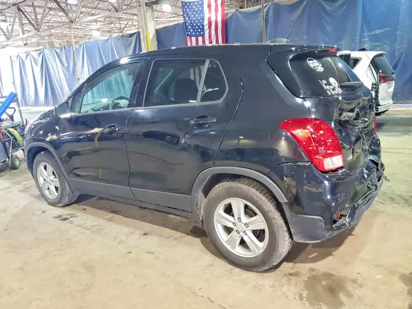 3GNCJKSB6KL334468 2019 CHEVROLET TRAX - Image 2