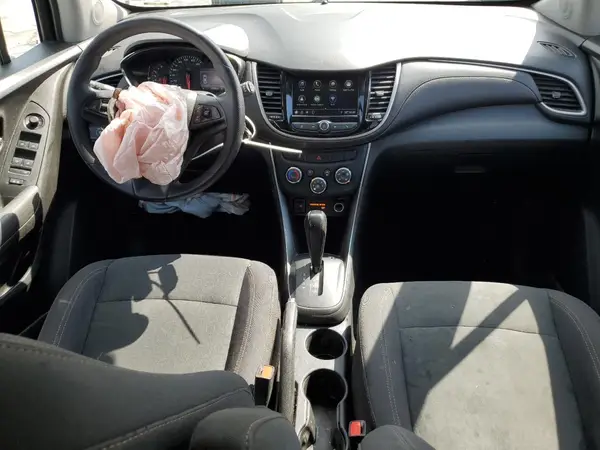 3GNCJKSB6KL351223 2019 CHEVROLET TRAX - Image 8