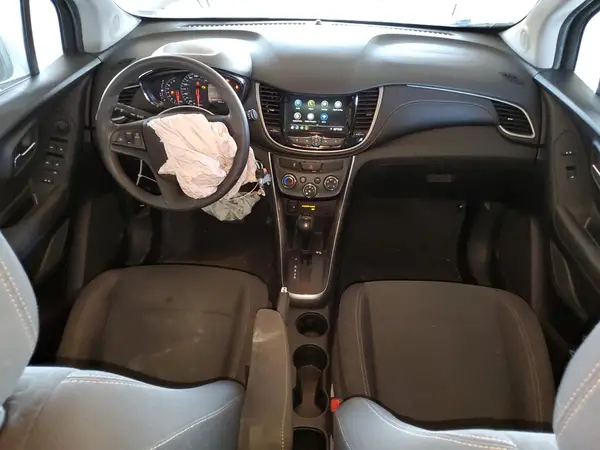 3GNCJKSB6KL377594 2019 CHEVROLET TRAX - Image 8