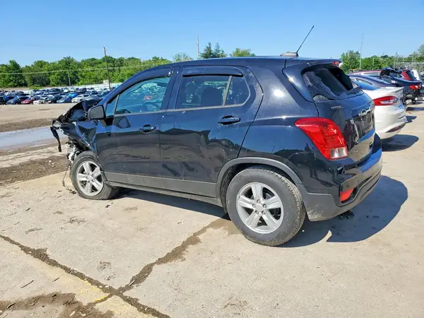 3GNCJKSB6KL383038 2019 CHEVROLET TRAX - Image 2