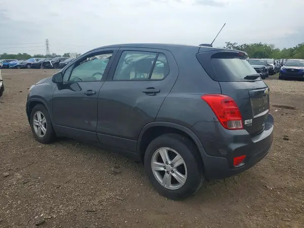 3GNCJKSB6KL388451 2019 CHEVROLET TRAX - Image 2