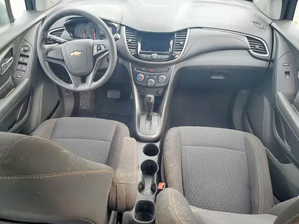 3GNCJKSB6KL388451 2019 CHEVROLET TRAX - Image 8