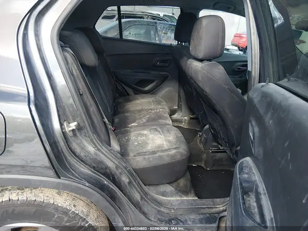 3GNCJKSB6KL402221 2019 CHEVROLET TRAX - Image 8