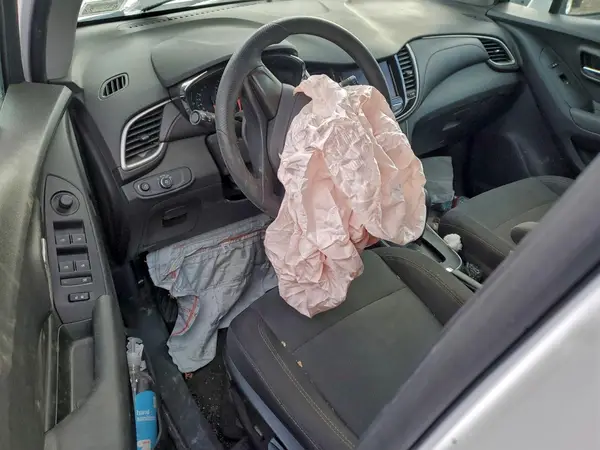 3GNCJKSB6LL107539 2020 CHEVROLET TRAX - Image 8