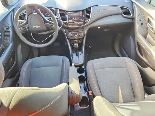 3GNCJKSB6LL117388 2020 CHEVROLET TRAX - Image 8