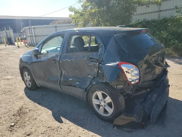 3GNCJKSB6LL127306 2020 CHEVROLET TRAX - Image 2