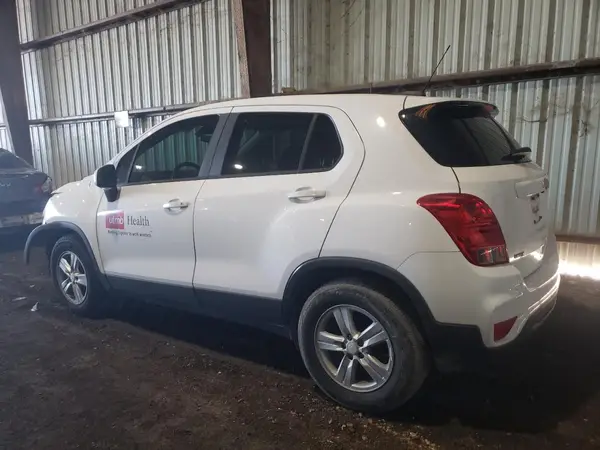 3GNCJKSB6LL160189 2020 CHEVROLET TRAX - Image 2