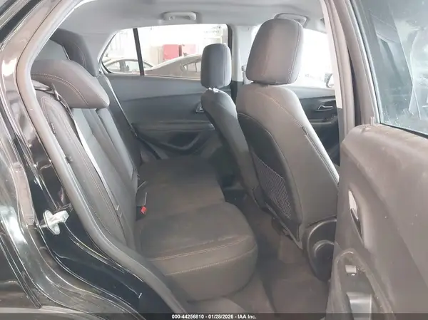3GNCJKSB6LL181057 2020 CHEVROLET TRAX - Image 8