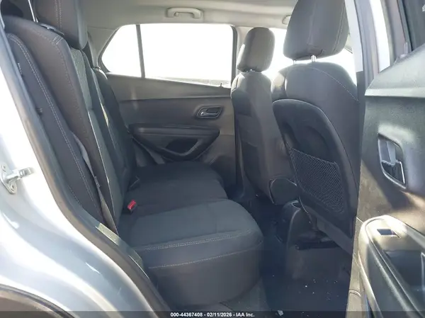 3GNCJKSB6LL184203 2020 CHEVROLET TRAX - Image 8