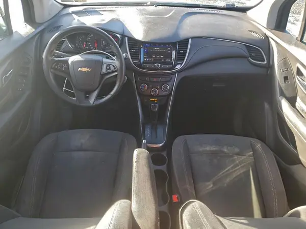 3GNCJKSB6LL193175 2020 CHEVROLET TRAX - Image 8