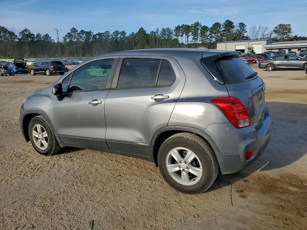 3GNCJKSB6LL196514 2020 CHEVROLET TRAX - Image 2