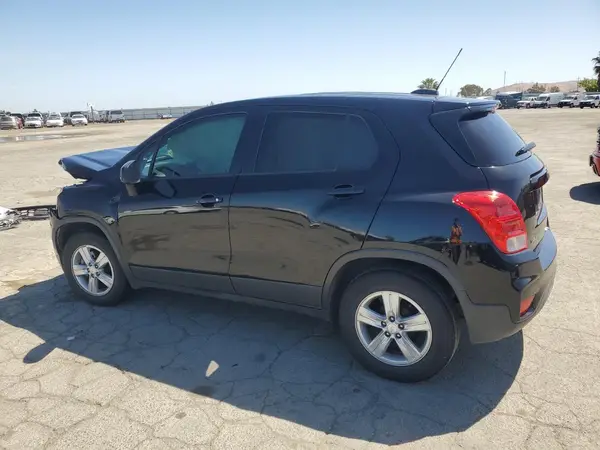 3GNCJKSB6LL207799 2020 CHEVROLET TRAX - Image 2